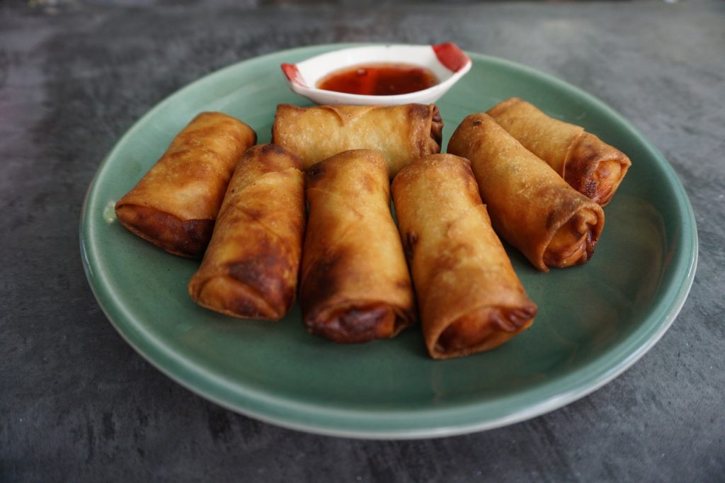 How to Make Vegetable Spring Rolls at Home