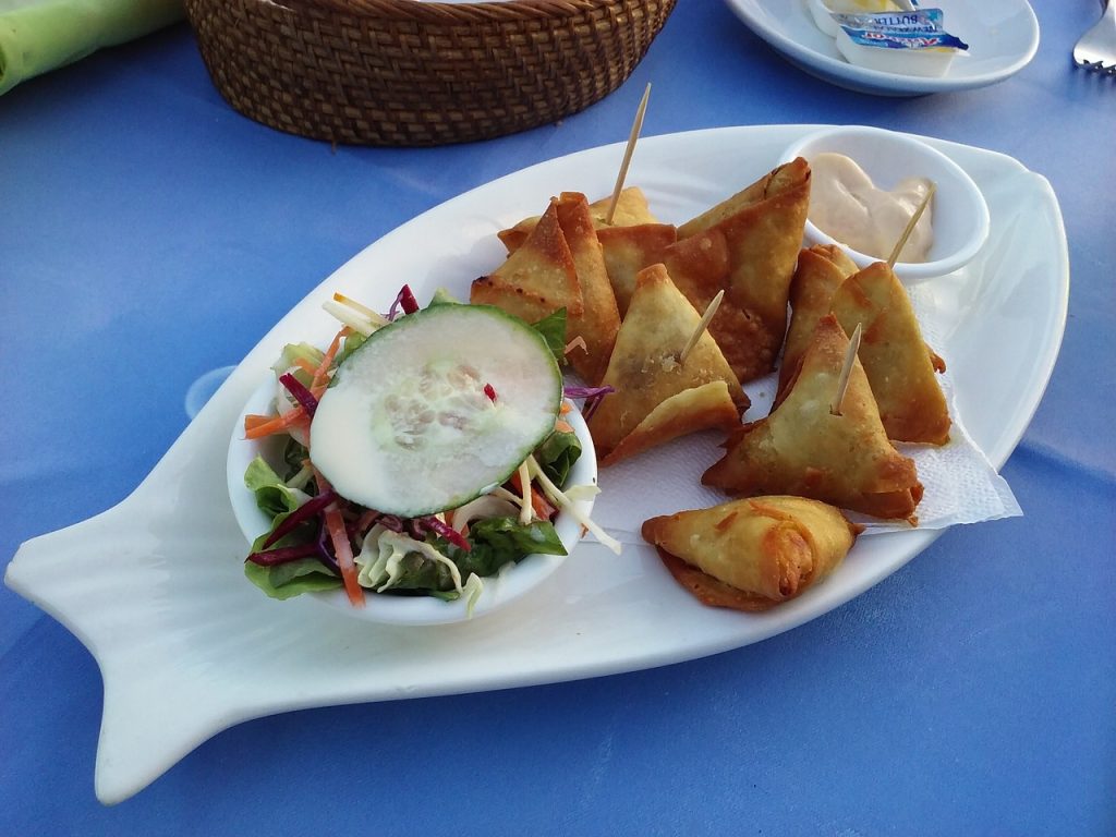 Is Samosa Chaat Vegetarian? 3 Is Samosa Chaat Vegetarian