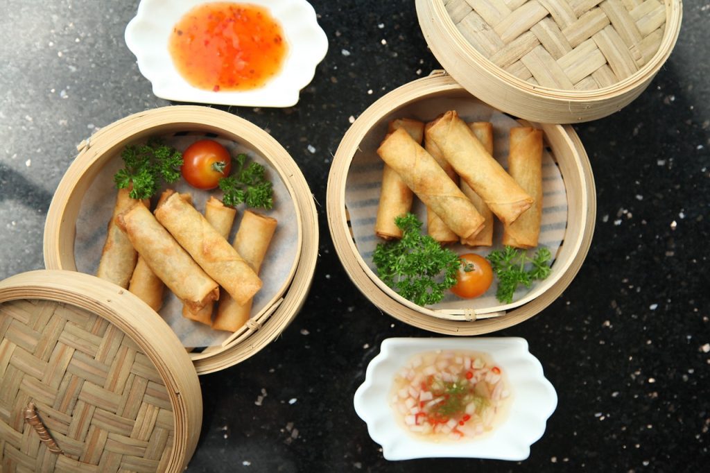 Spring Roll vs. Egg Roll: A Detailed Comparison 3 Spring Roll vs. Egg Roll